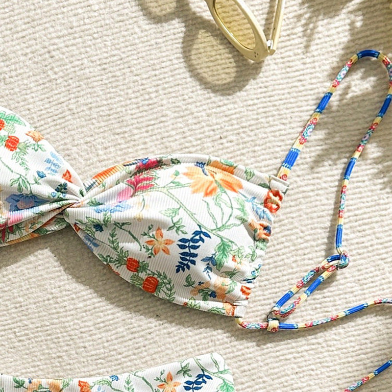 Dame fritids-bikini med blomster mønstre og justerbare stropper Skovae