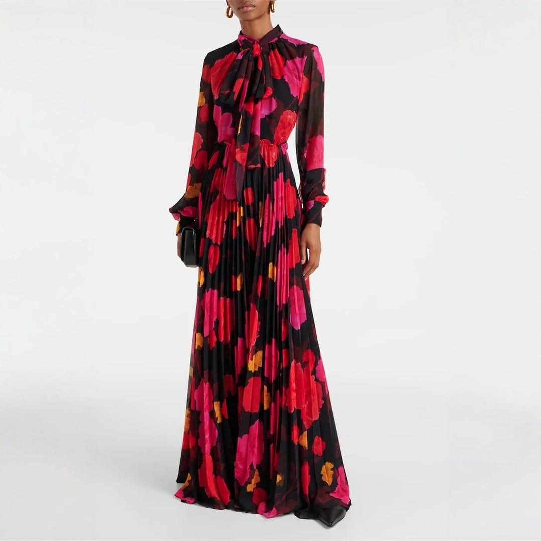 Dame maxikjole med chic blomsterprint og elegant opretstående krave Skovae