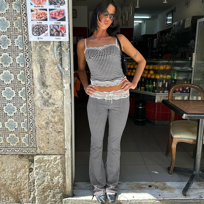 Dame spaghetti strap top med ternet mønster og fine spids aksenter Skovae