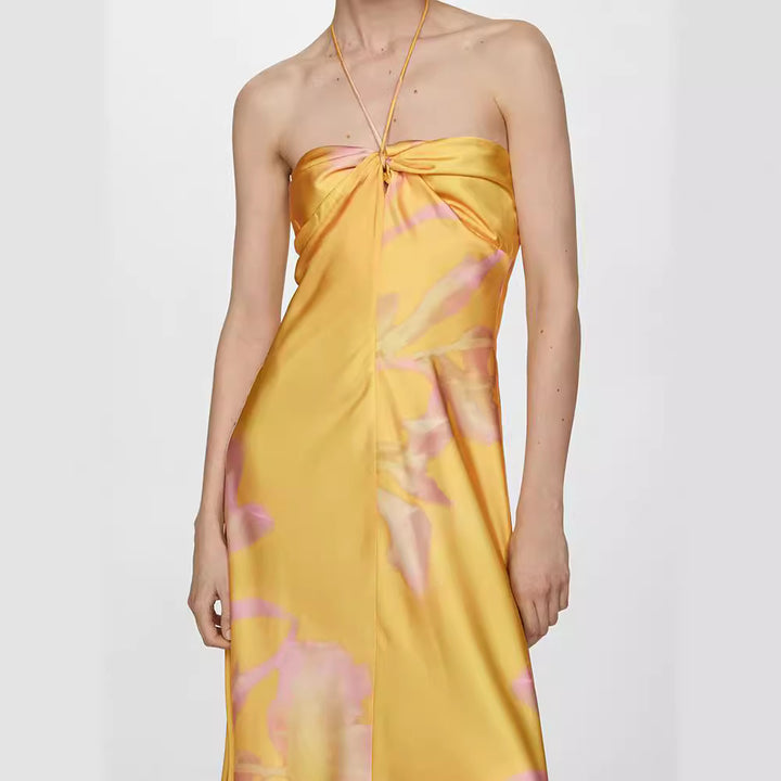 Dame Maxi-kjole med elegant drapering og blomstermønster Skovae