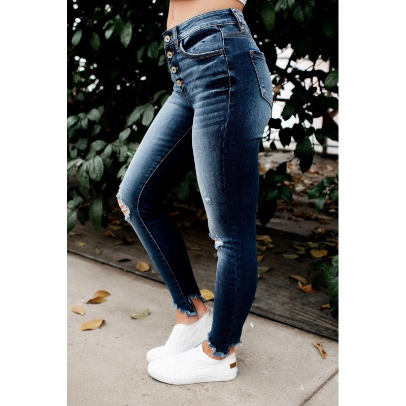 Femme Høj siddende revet Skinny Jeans med knap-liste Stilla