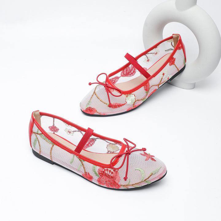 Dame ballerina med kunstnerisk broderi Stilla