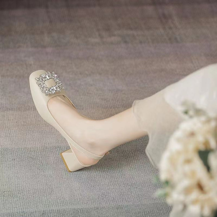 Dame elegante Slingback-pumps med funklende smykkedetalje Stilla