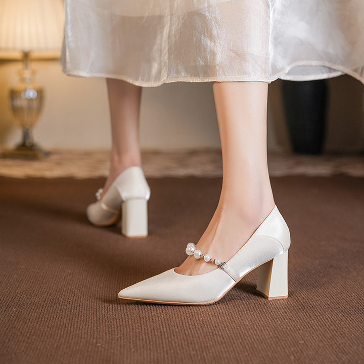 Dame elegant spids blokhæls pumps med perleaccent-detail Stilla