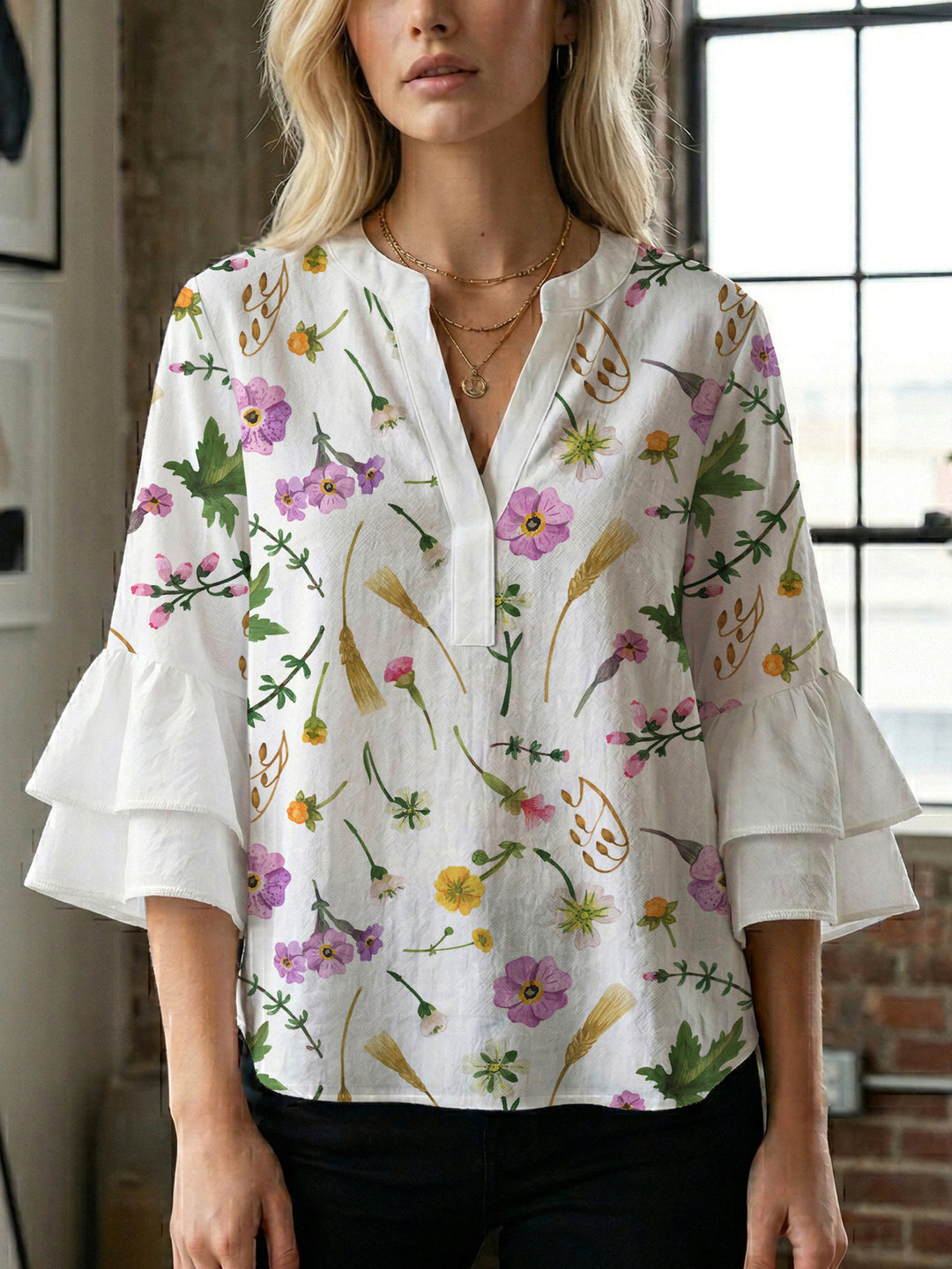 Dame bluse skjorte med voluminøse ærmer og blomstermønster Skovae