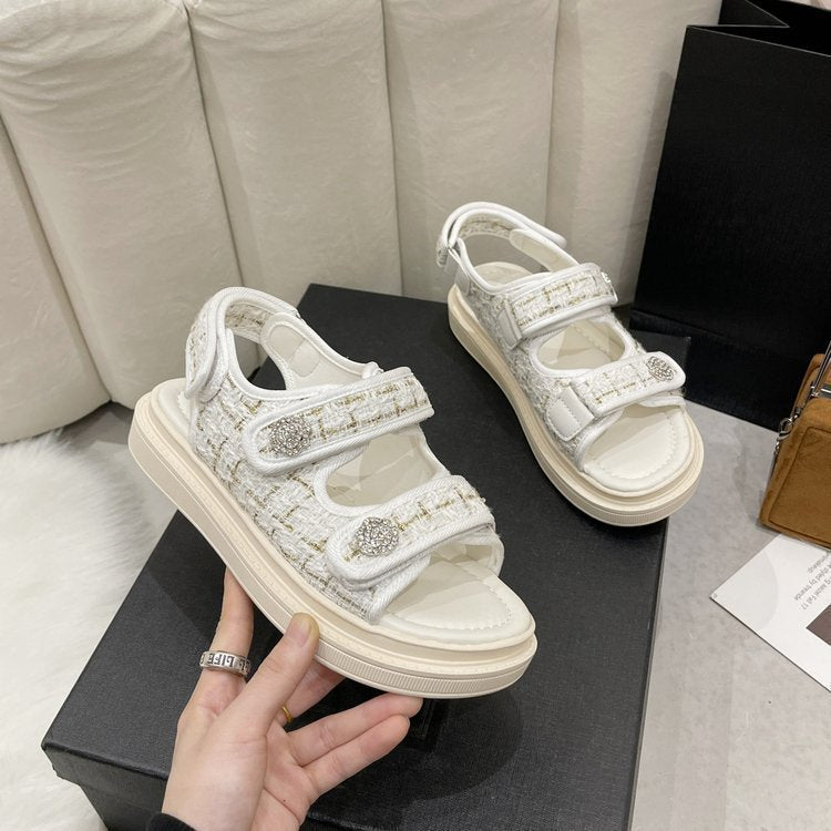 Dame sommerlige velcro sandaler med højkvalitets fod seng polstring Stilla
