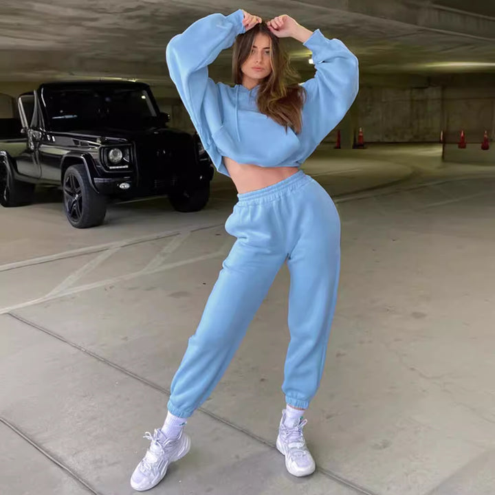 Kvinders komfortable cropped hoodie og jogger sæt Skovae