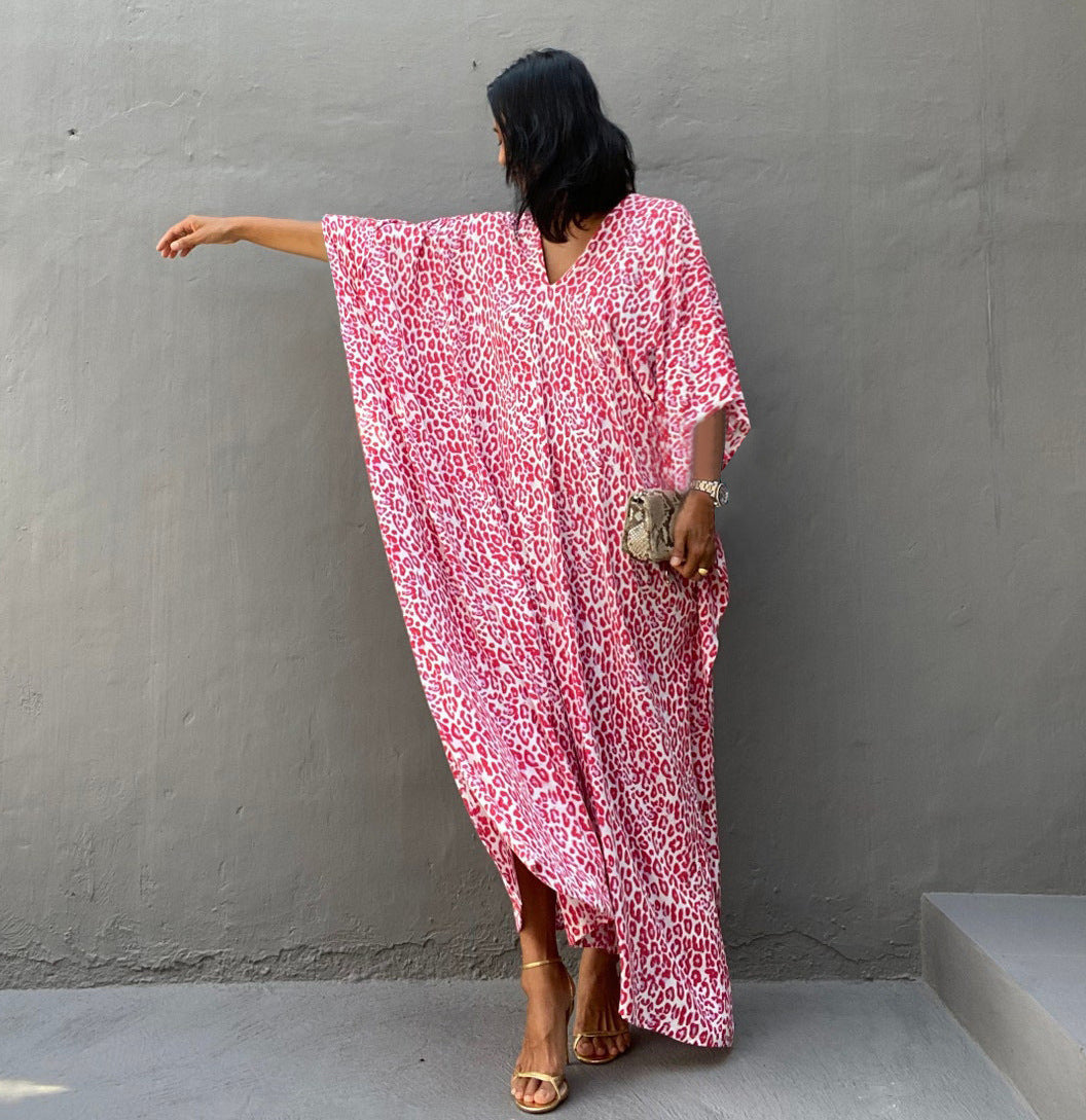 Dame Maxi-kjole med asymmetrisk snit og dyreprint Stilla