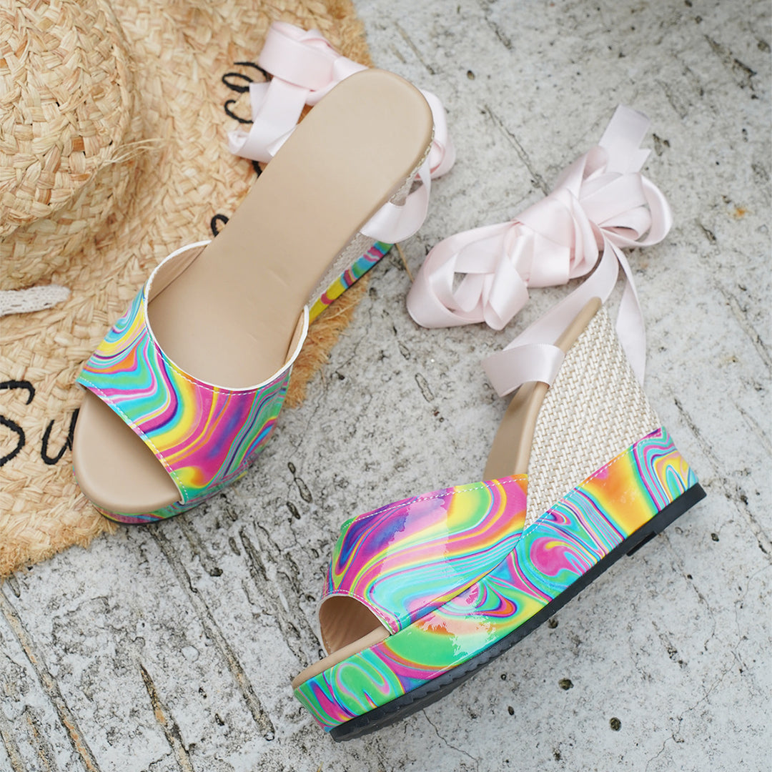 Dame Wedge-sandaler med farverig marmor-design og højt lukket hælområde Stilla