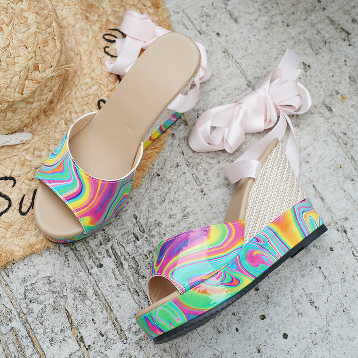 Dame Wedge-sandaler med farverig marmor-design og højt lukket hælområde Stilla