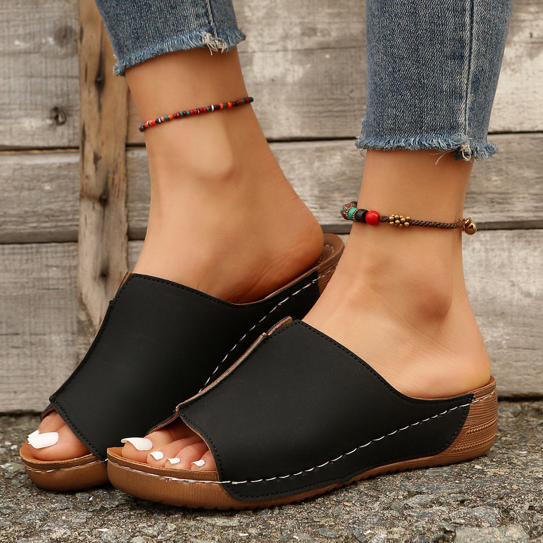 Dame Clogs med formet fodseng og moderigtigt design Stilla