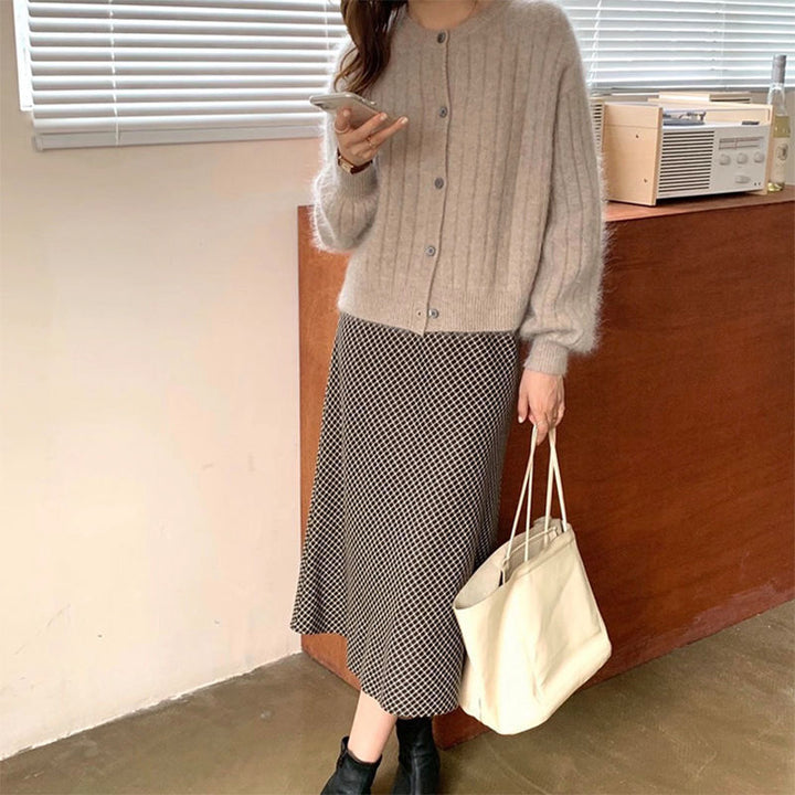 Damer fin strik cardigan med elegante knapdetaljer og blødt materiale Stilla