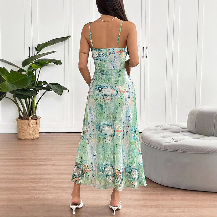 Dame maxikjole med delikat blomsterdesign og justerbare spaghetti-stropper Skovae