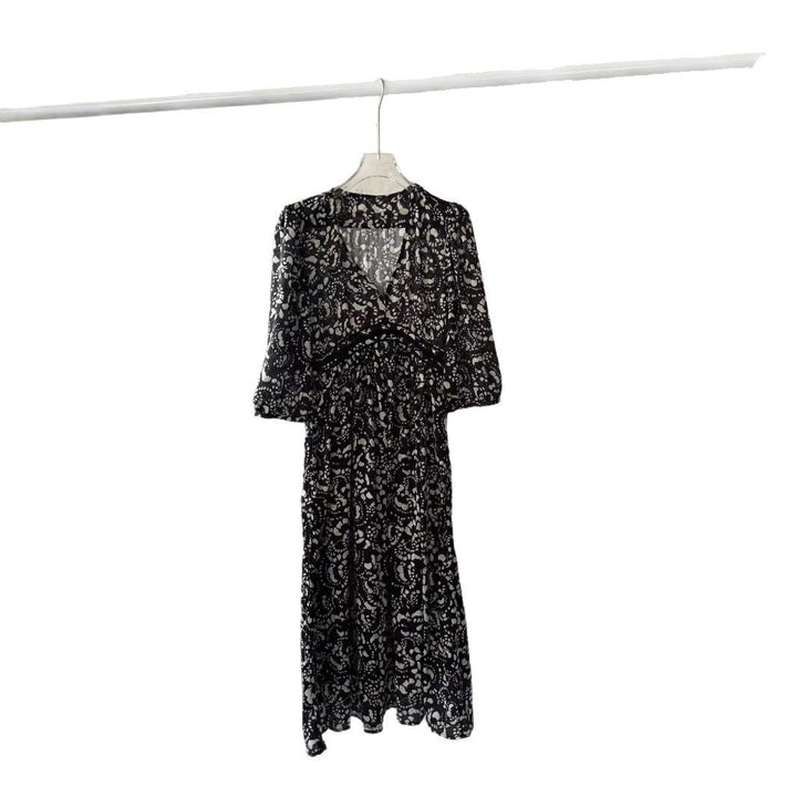 Dame maxikjole med elegant chiffonovertræk og silkeblød print Stilla
