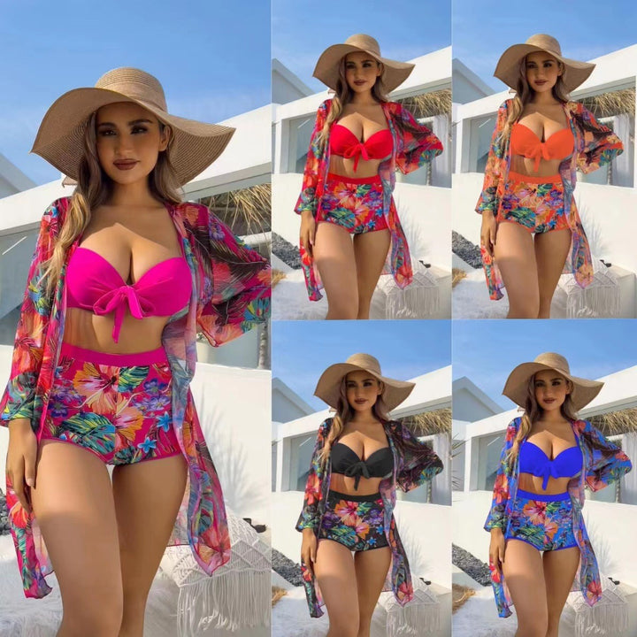 Dame bikini sæt med blomstret stof og elegant indpakningsdesign Stilla