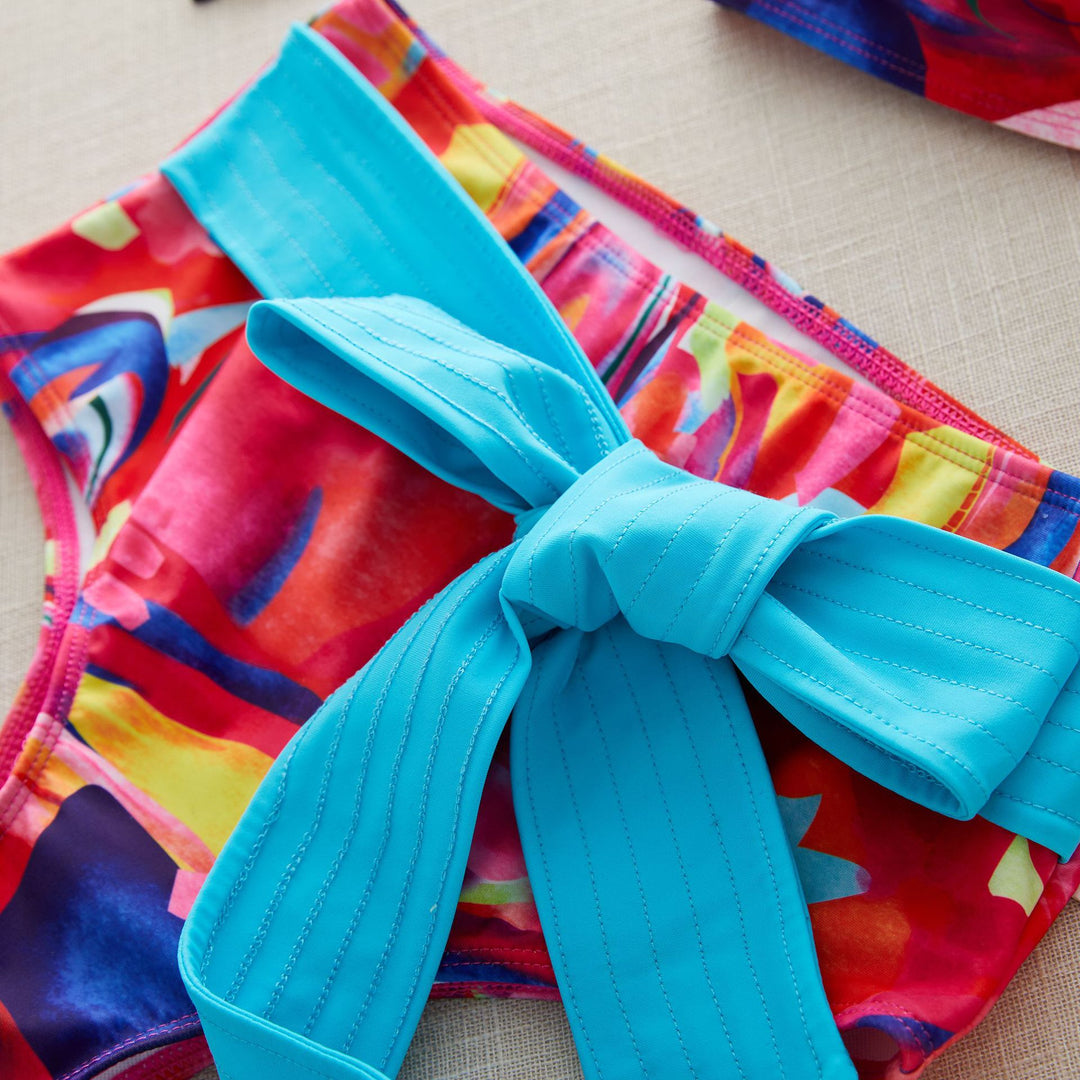 Dame bikini sæt med voluminøse flæser og moderne bånd Stilla