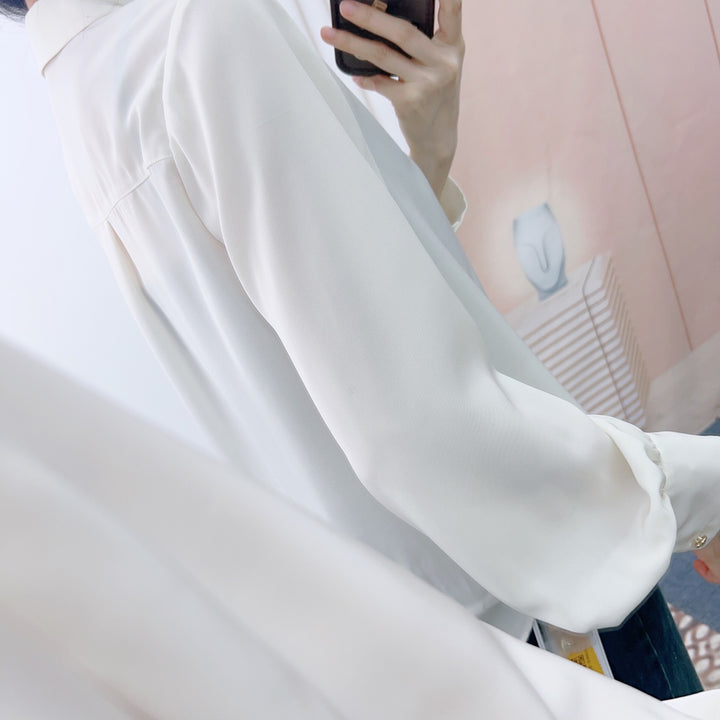 Dame Elegant og luftig bluse lavet af høj kvalitet chiffon med fashionable detaljer Stilla