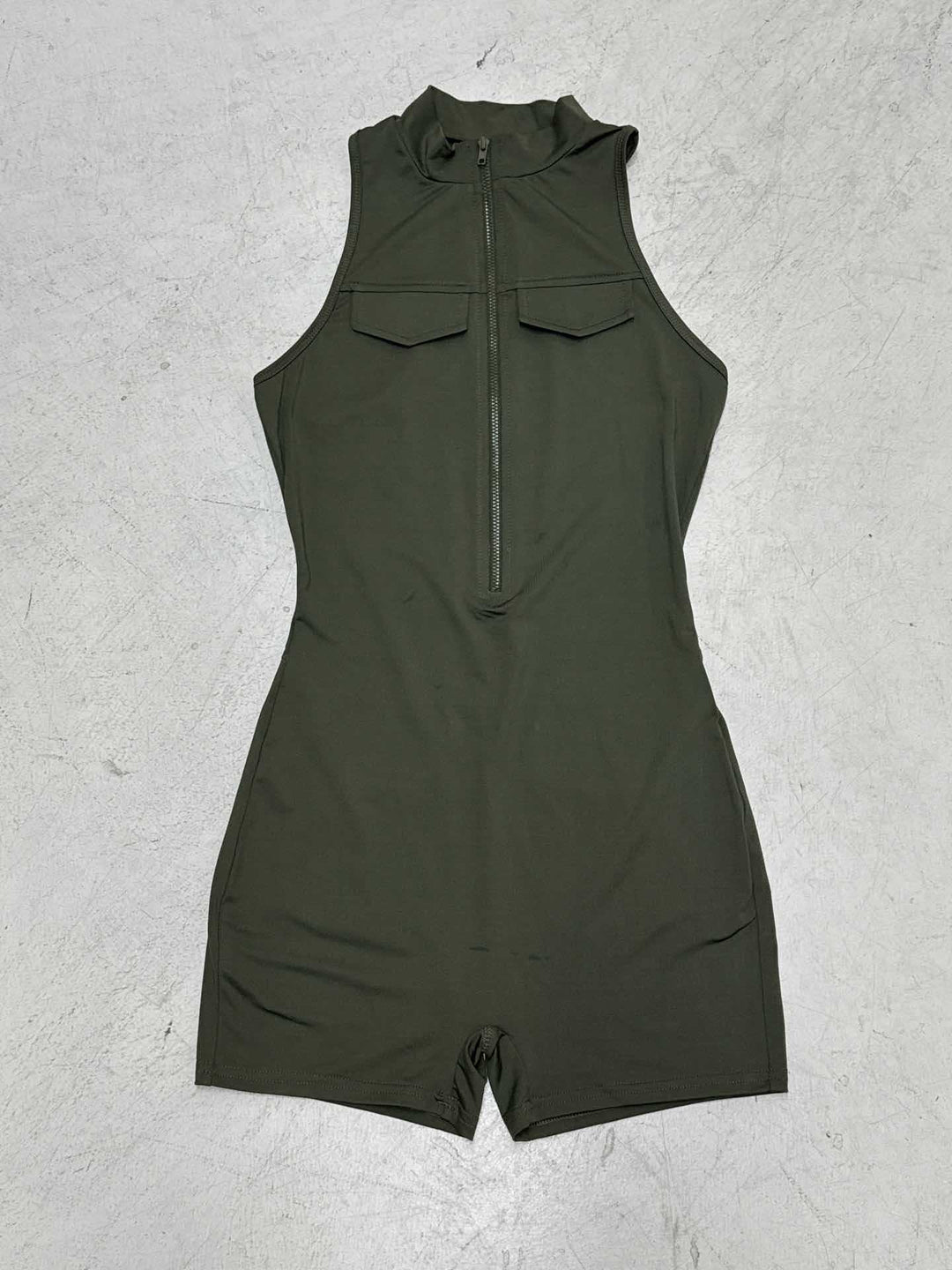 Dame Sporty Jumpsuit med lynlås og praktiske lommer Skovae