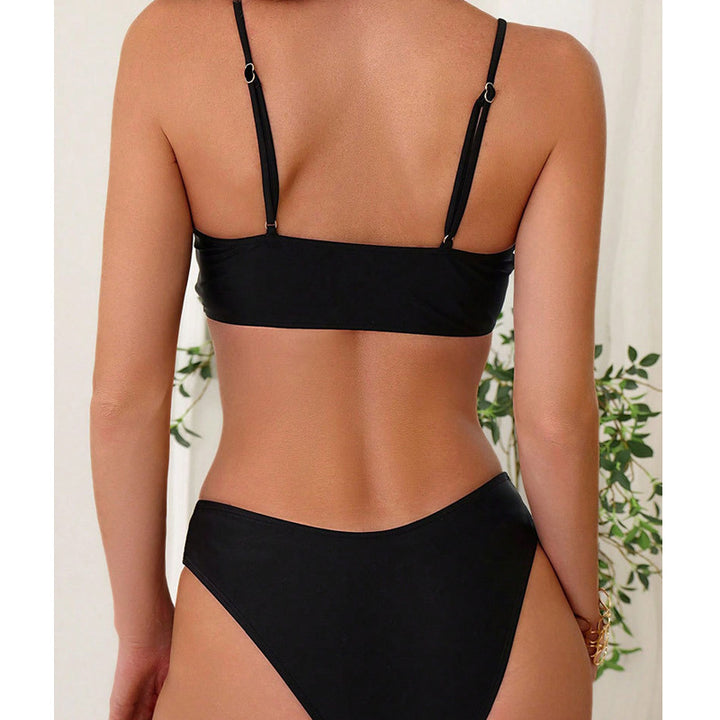 Dame Bikini-sæt med justerbare stropper og kreativ snørredesign Stilla