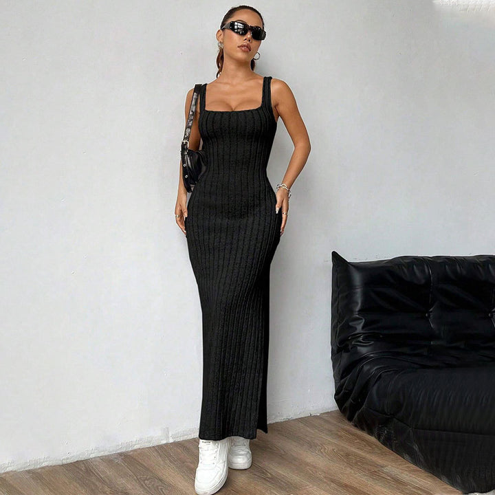 Damerne maxi kjole med elegant rib mønster og sidesk slit Stilla