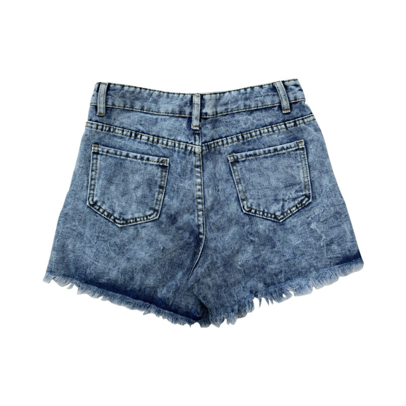 Dame Destroyed Denim-Shorts med frynsede lommer og stilfulde patches Skovae
