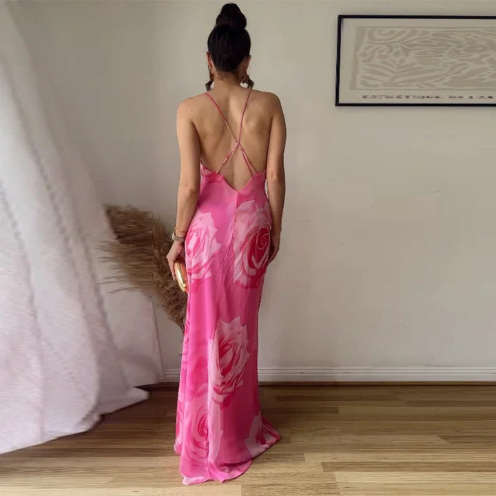Kvinders elegante maxikjole med sideslids og delikate stropper Stilla