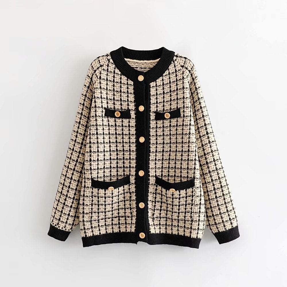 Kvinders cardigan med elegant ternet mønster og dekorerede knapper Stilla