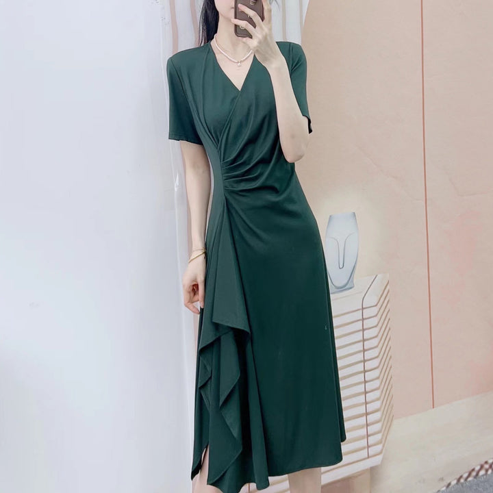 Dame wrap kjole med elegant fold og V-hals Stilla