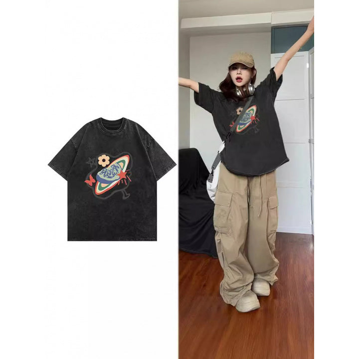 Dame T-shirt med kreativt planetmotiv og afslappet snit Stilla