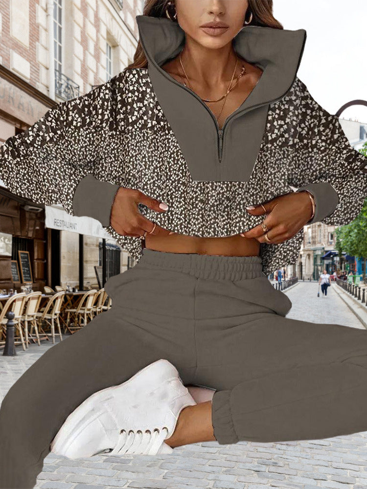 Dame sporty fritids sæt med dekorativ krave og moderne design Stilla