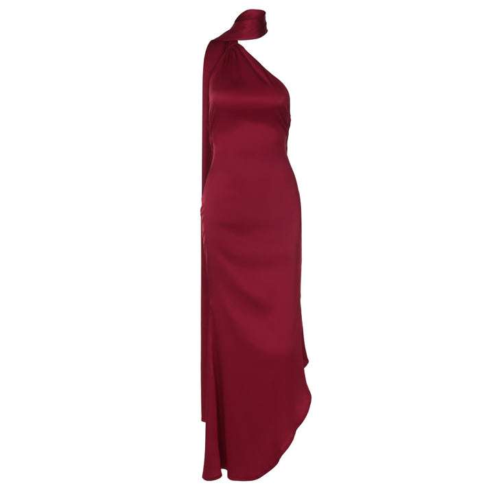 Dame aftenkjole med asymmetrisk snit og elegant halter Stilla