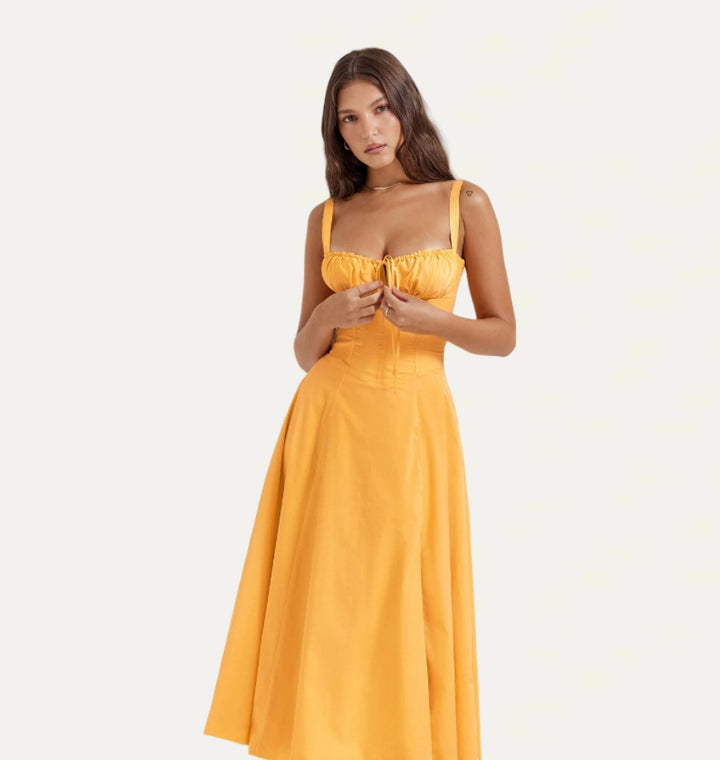 Dame maxikjole med raffineret bustier-overdel og elegant ben-slids Stilla
