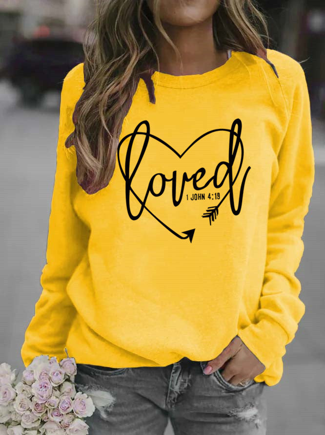 Kvinders sweatshirt med hjerteformet print og inspirerende budskab Stilla