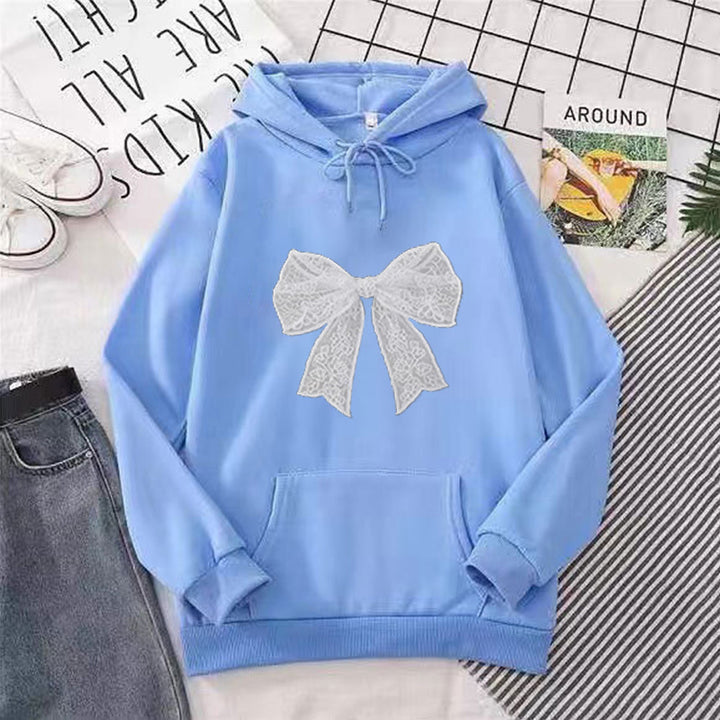 Dame hoodie med elegant blonderdesign Skovae