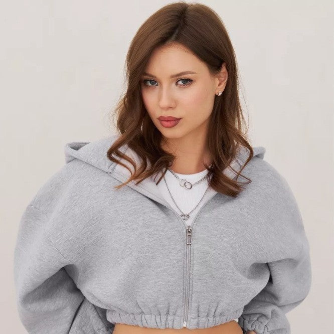 Kvinders cropped hoodie jakke med fuld lynlås og afslappet pasform Skovae
