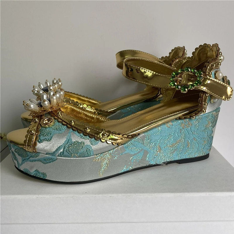 Femme Pyntet Platform Keil Sandaler Stilla