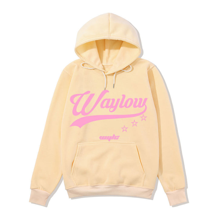 Dame hoodie sweatshirt med iøjnefaldende retro print og komfortabel pasform Skovae