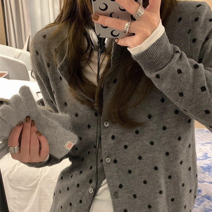 Kvinders cardigan med prikket design og blødt materiale Stilla