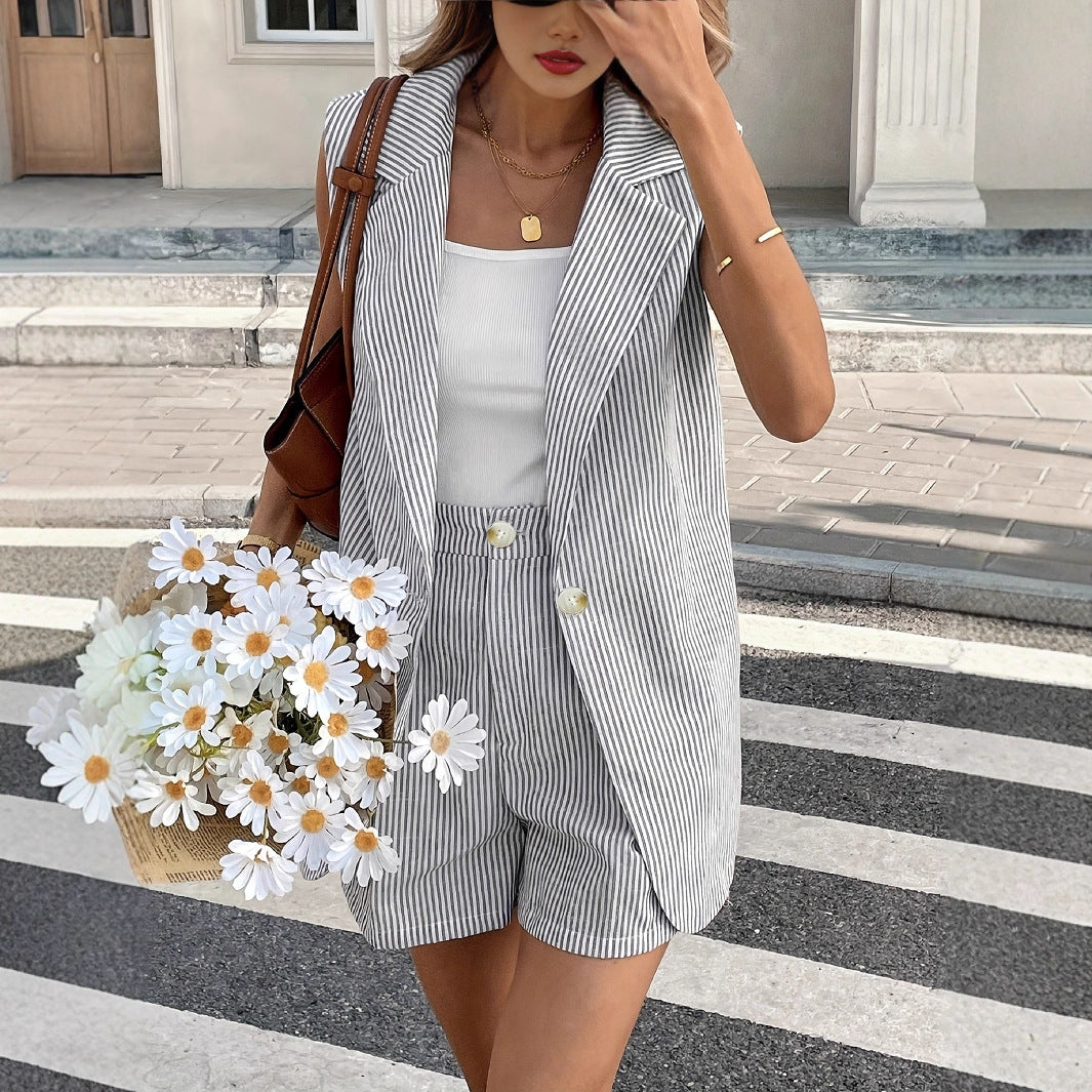 Dame elegant og afslappet blazer-sæt med stribede shorts Stilla