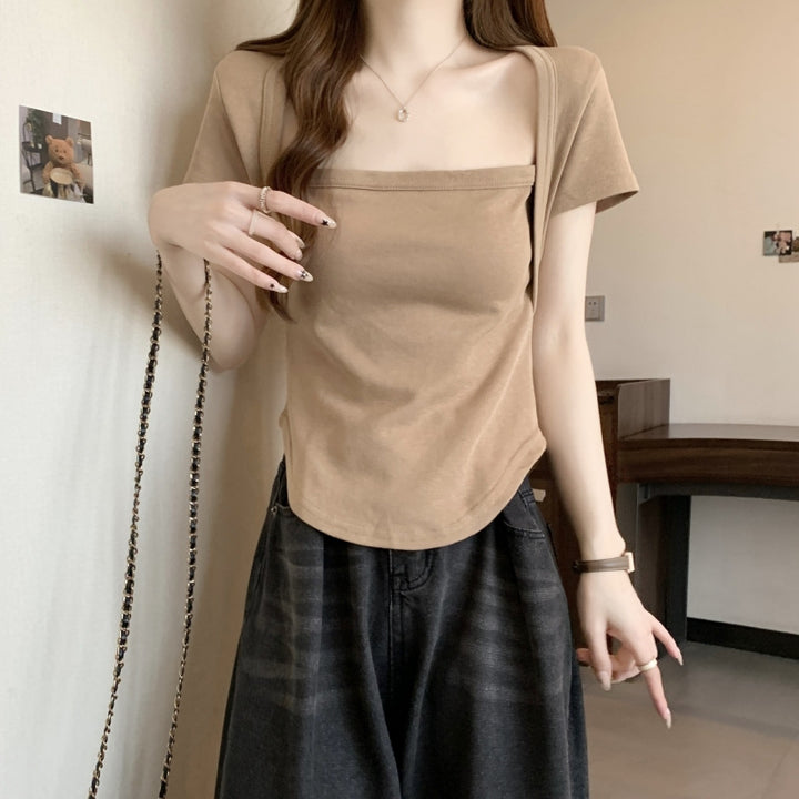 Femme Square Neck Fitted Top med flatterende snit Stilla