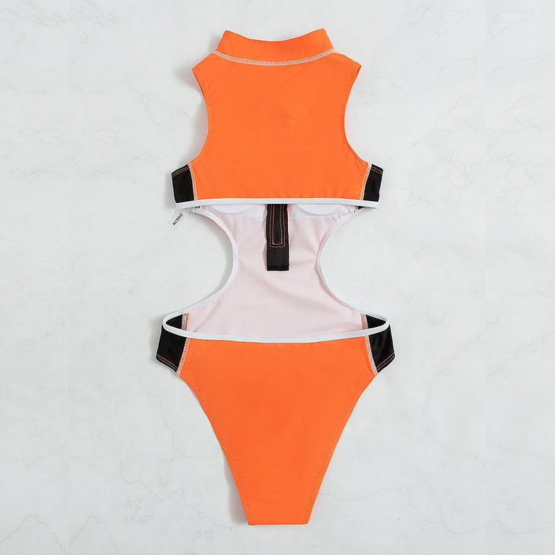 Dame Sporty One-Piece Badedragt med moderne Cut-Outs og kropsnær design Stilla