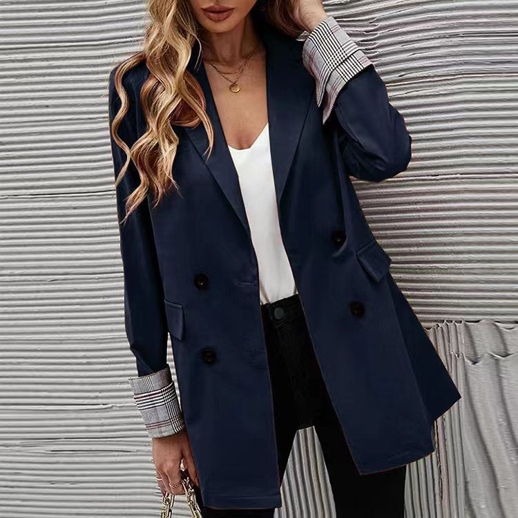 Dame Fashionabel Blazer med dobbelt knaplukning og elegante detaljer Stilla