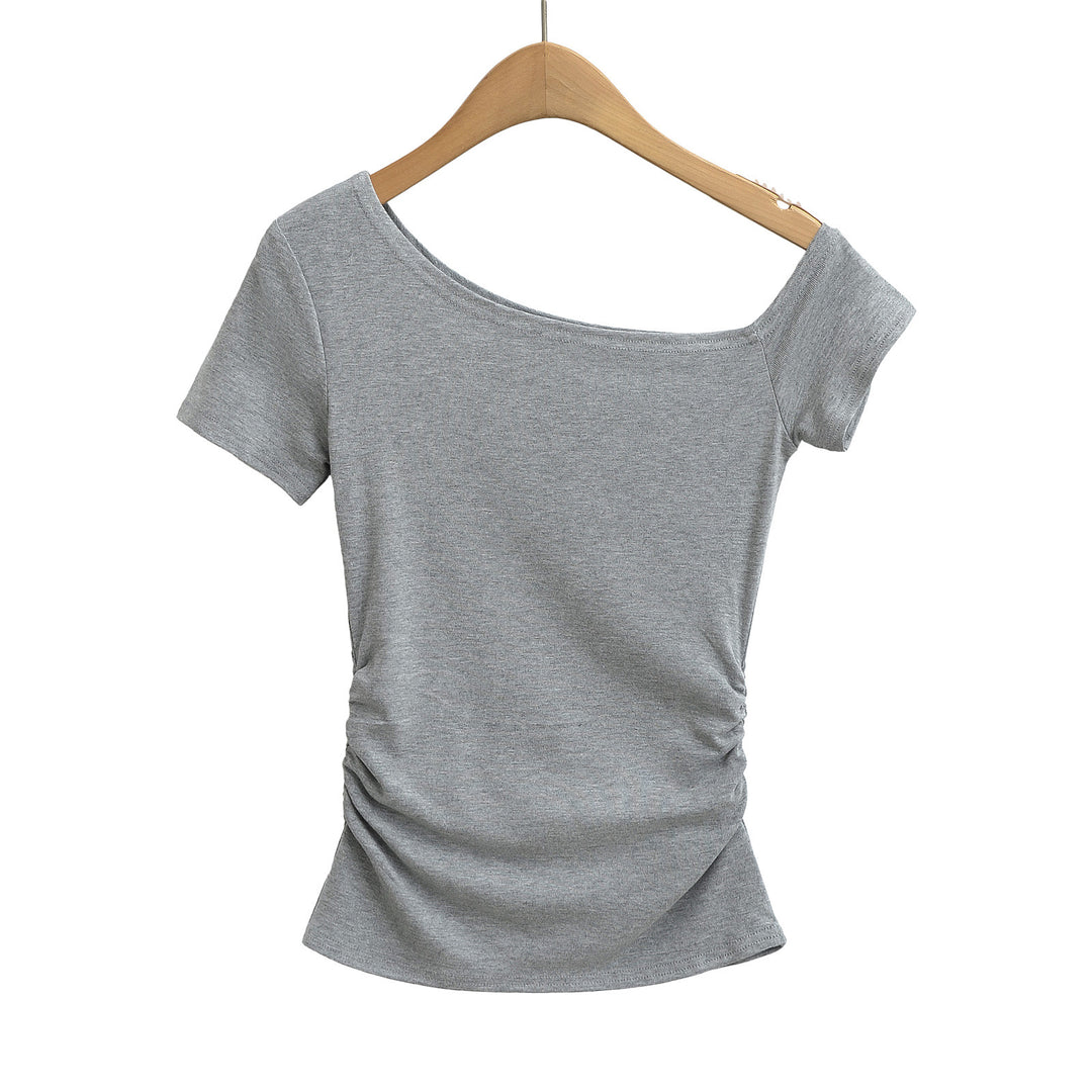 Dame asymmetrisk T-shirt med raffinerede flæsedetaljer Stilla