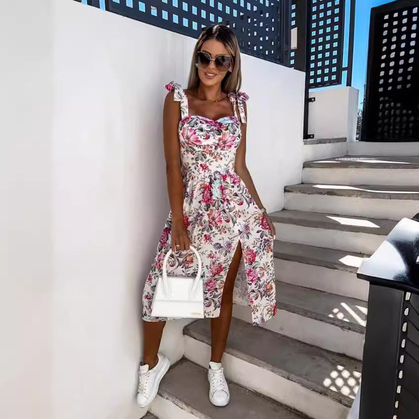 Dame Midi-kjole med legende blomsterdesign og sidelids Stilla