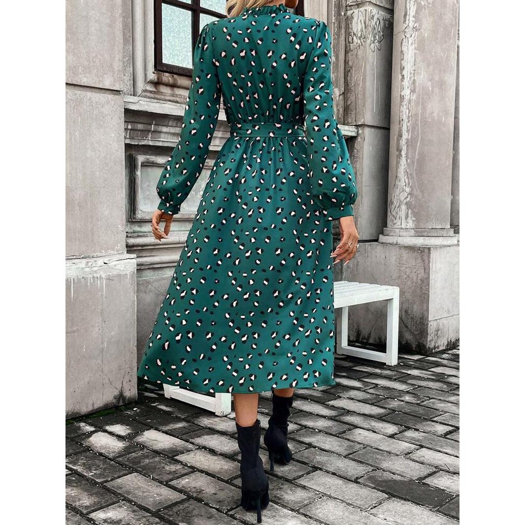 Damer Midi-kjole med blomsterprint og elegant bølgemønster Stilla