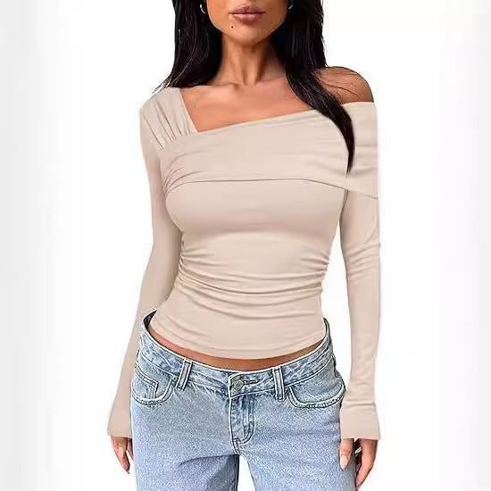 Dame asymmetrisk langærmet skjorte med drapering og off-shoulder design Stilla