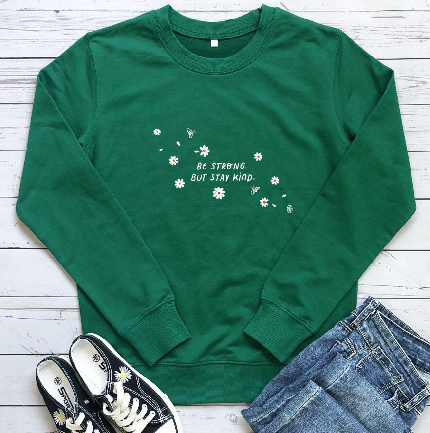 Kvinders sweatshirt med inspirerende budskab og blomstermotiv Stilla