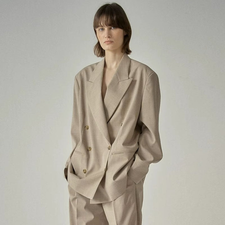 Kvinders Fashionable Stilfuld Blazer med Dobbelt Knapperække og Oversized Snit Stilla