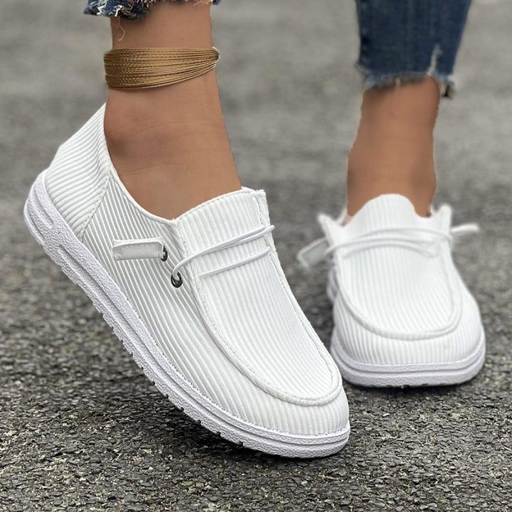 Damer Komfortable Slip-On Sko med elastisk Overdel og moderigtigt Design Stilla