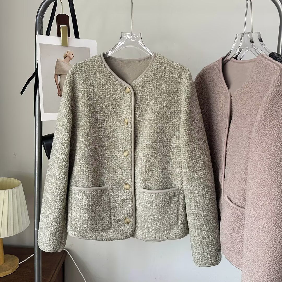 Dames moderigtige cardigan med knapdetaljer og praktiske lommer Stilla